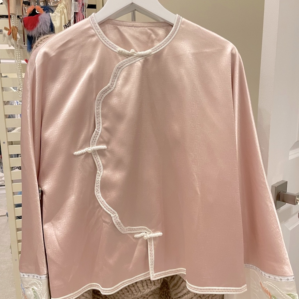 Traditional Asian Rose Jacket - suitable for all seasons